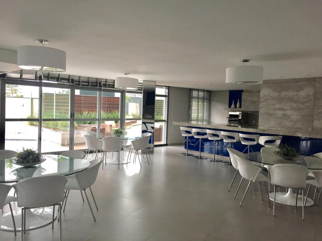 Estudio Moderno Com Linda Vista Para A Serra Curitiba Exterior photo